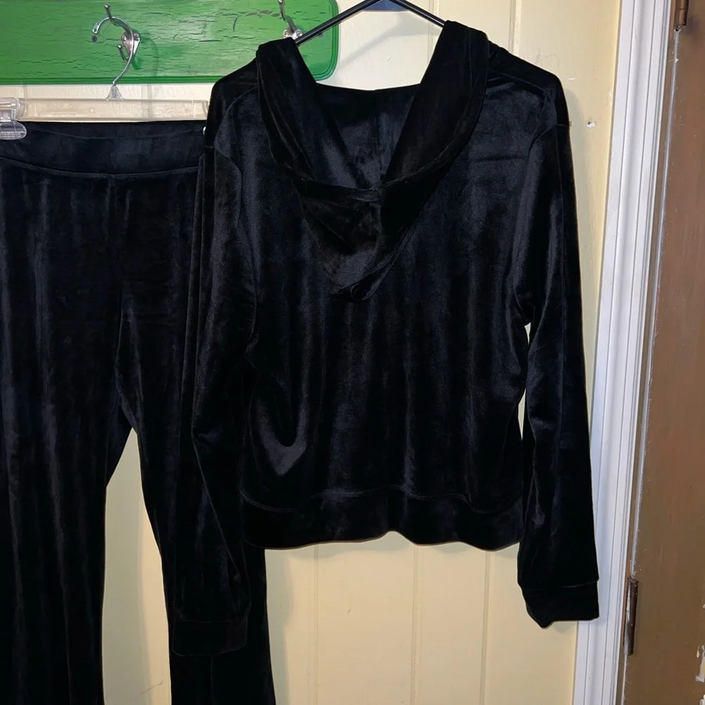 Juicy Couture Black Velour Silver Bling Tracksuit Top-XXL Bottoms- L - Picture 4 of 15
